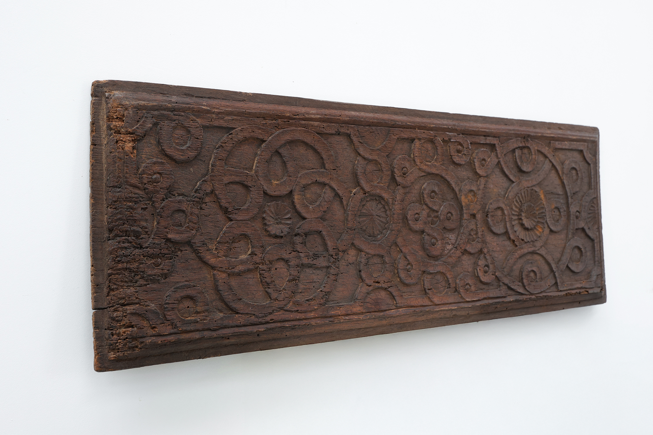 Large French Gothic Oak Panel with Interlaced Geometric Carving, 16th Centurythumbnail